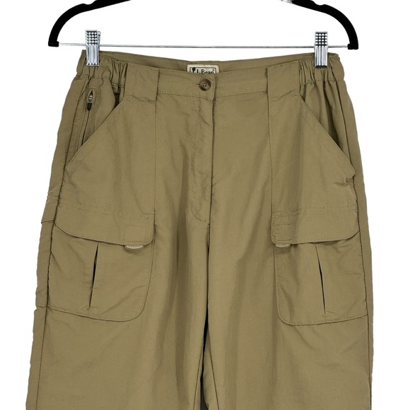 Women’s LL Bean Size Small Nylon Supplex Tan Cropped Cargo Pants - Picture 2 of 6